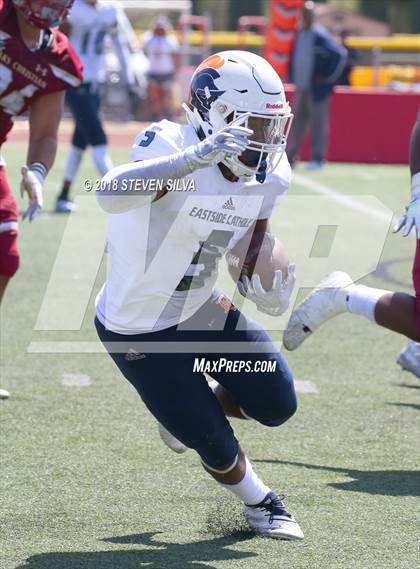 Thumbnail 3 in Eastside Catholic vs. Oaks Christian (Honor Bowl) photogallery.