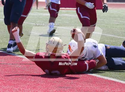 Thumbnail 2 in Eastside Catholic vs. Oaks Christian (Honor Bowl) photogallery.