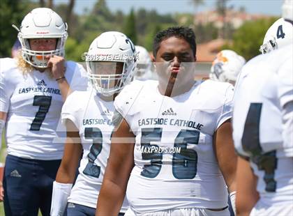 Thumbnail 1 in Eastside Catholic vs. Oaks Christian (Honor Bowl) photogallery.