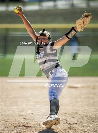 Thumbnail 2 in Blue Springs South @ Lincoln Northeast photogallery.