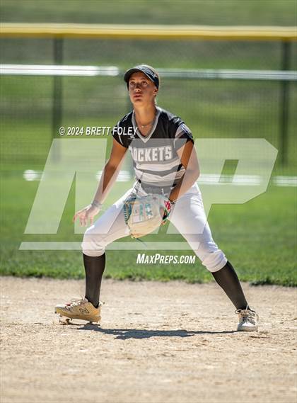 Thumbnail 1 in Blue Springs South @ Lincoln Northeast photogallery.