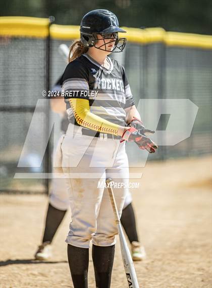 Thumbnail 2 in Blue Springs South @ Lincoln Northeast photogallery.