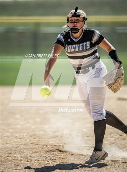 Thumbnail 3 in Blue Springs South @ Lincoln Northeast photogallery.