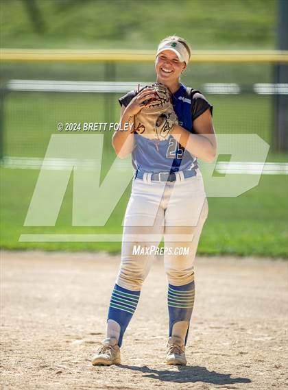 Thumbnail 1 in Blue Springs South @ Lincoln Northeast photogallery.
