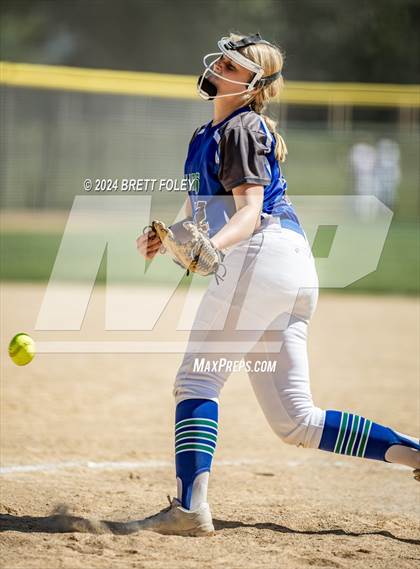 Thumbnail 3 in Blue Springs South @ Lincoln Northeast photogallery.