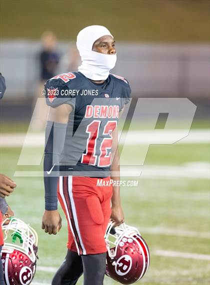 Thumbnail 2 in Creekside vs Warner Robins (GHSA 5A 3rd Round) photogallery.