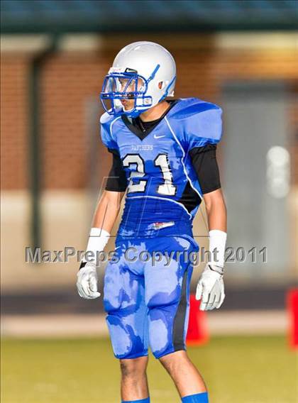 Thumbnail 1 in Nimitz @ North Crowley photogallery.