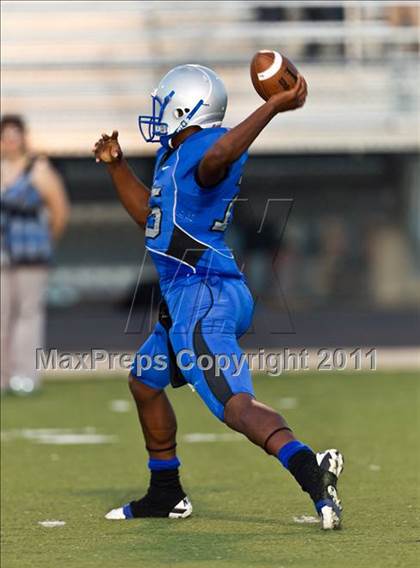 Thumbnail 1 in Nimitz @ North Crowley photogallery.