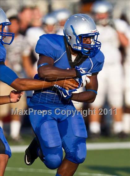 Thumbnail 3 in Nimitz @ North Crowley photogallery.