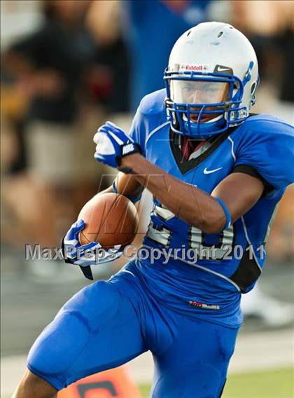 Thumbnail 2 in Nimitz @ North Crowley photogallery.