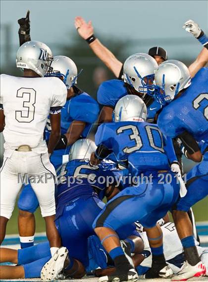 Thumbnail 1 in Nimitz @ North Crowley photogallery.