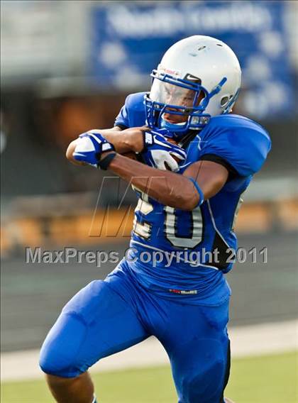 Thumbnail 2 in Nimitz @ North Crowley photogallery.