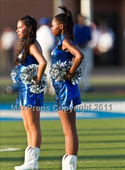 Thumbnail 1 in Nimitz @ North Crowley photogallery.
