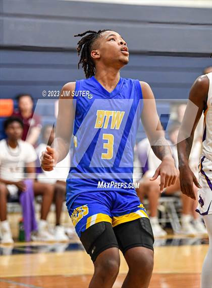 Thumbnail 1 in Washington vs Center (UIL 4A Reg III Semifinal) photogallery.