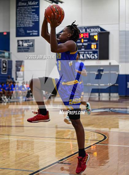 Thumbnail 2 in Washington vs Center (UIL 4A Reg III Semifinal) photogallery.