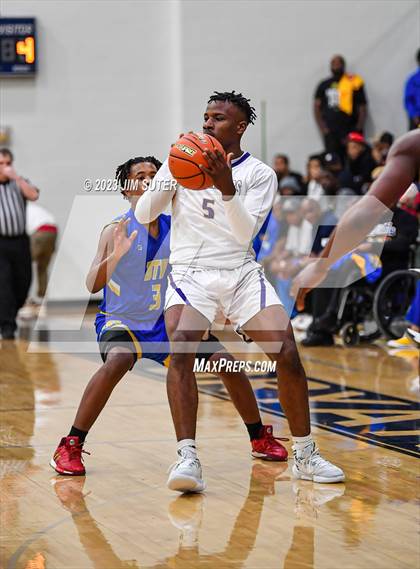 Thumbnail 3 in Washington vs Center (UIL 4A Reg III Semifinal) photogallery.