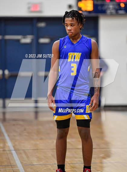 Thumbnail 1 in Washington vs Center (UIL 4A Reg III Semifinal) photogallery.