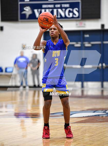 Thumbnail 3 in Washington vs Center (UIL 4A Reg III Semifinal) photogallery.