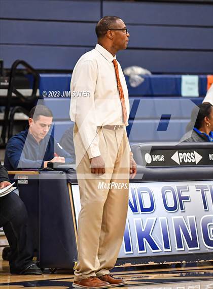 Thumbnail 3 in Washington vs Center (UIL 4A Reg III Semifinal) photogallery.