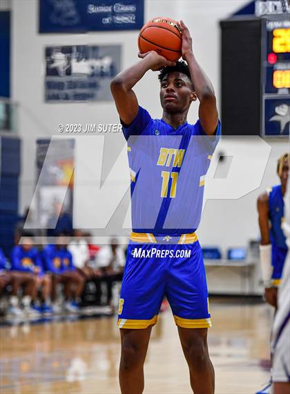 Thumbnail 3 in Washington vs Center (UIL 4A Reg III Semifinal) photogallery.