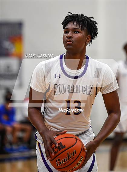 Thumbnail 2 in Washington vs Center (UIL 4A Reg III Semifinal) photogallery.