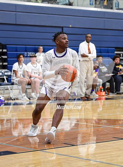 Thumbnail 2 in Washington vs Center (UIL 4A Reg III Semifinal) photogallery.