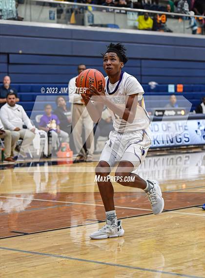 Thumbnail 2 in Washington vs Center (UIL 4A Reg III Semifinal) photogallery.