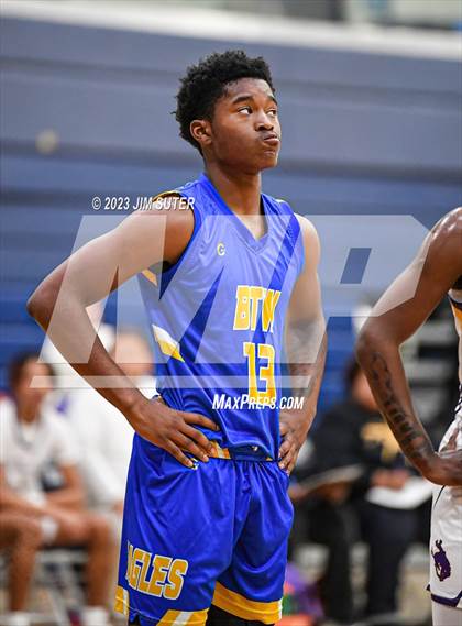 Thumbnail 3 in Washington vs Center (UIL 4A Reg III Semifinal) photogallery.