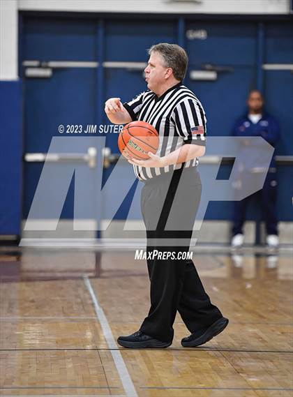 Thumbnail 1 in Washington vs Center (UIL 4A Reg III Semifinal) photogallery.