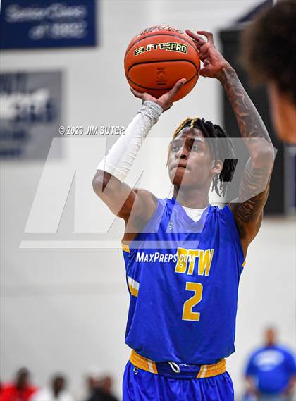 Thumbnail 3 in Washington vs Center (UIL 4A Reg III Semifinal) photogallery.