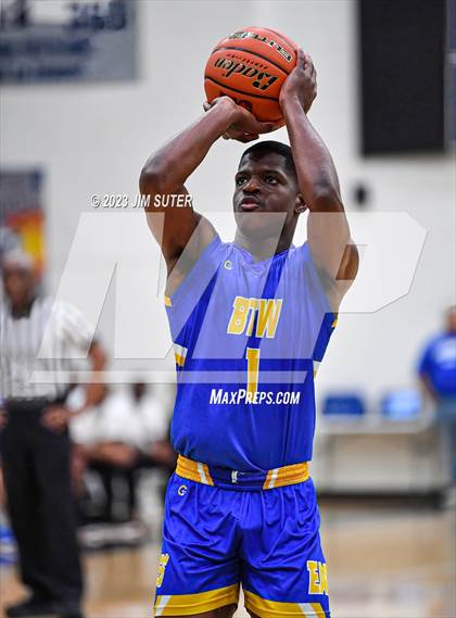 Thumbnail 3 in Washington vs Center (UIL 4A Reg III Semifinal) photogallery.