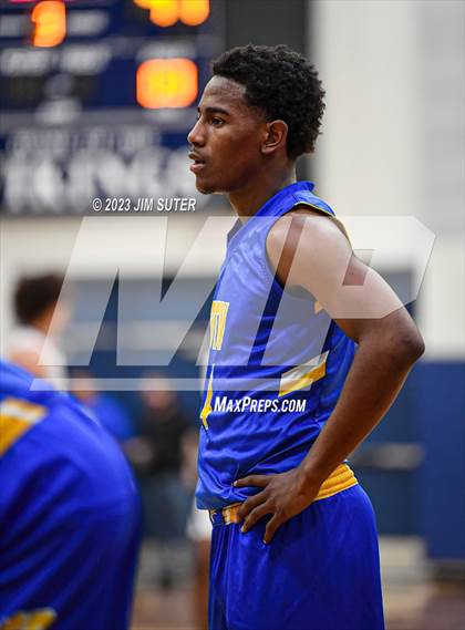 Thumbnail 1 in Washington vs Center (UIL 4A Reg III Semifinal) photogallery.