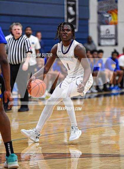 Thumbnail 3 in Washington vs Center (UIL 4A Reg III Semifinal) photogallery.