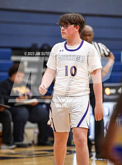 Thumbnail 1 in Washington vs Center (UIL 4A Reg III Semifinal) photogallery.