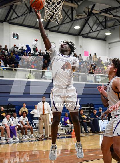 Thumbnail 1 in Washington vs Center (UIL 4A Reg III Semifinal) photogallery.