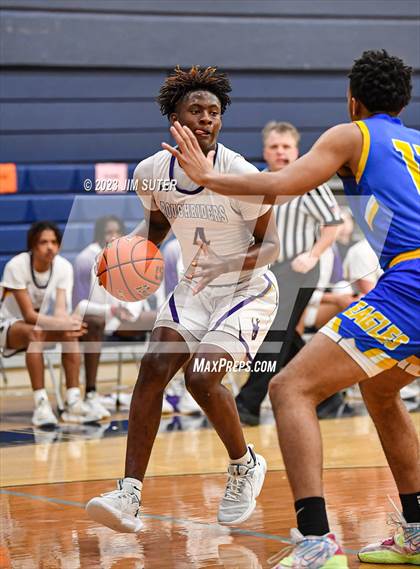 Thumbnail 1 in Washington vs Center (UIL 4A Reg III Semifinal) photogallery.