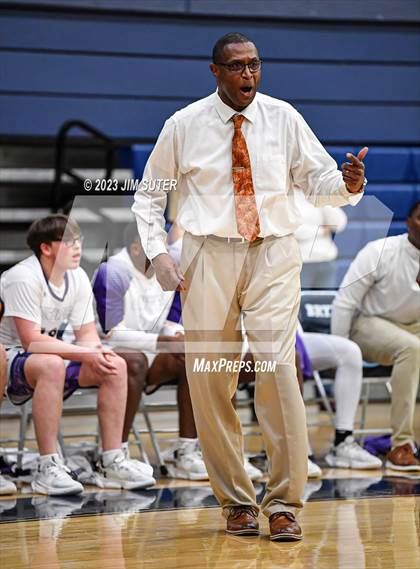 Thumbnail 1 in Washington vs Center (UIL 4A Reg III Semifinal) photogallery.