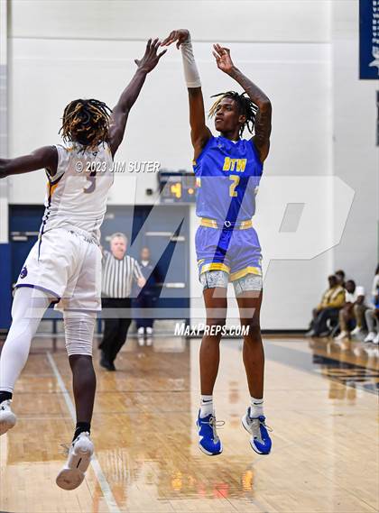 Thumbnail 1 in Washington vs Center (UIL 4A Reg III Semifinal) photogallery.
