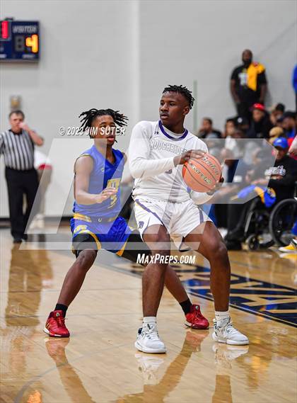 Thumbnail 2 in Washington vs Center (UIL 4A Reg III Semifinal) photogallery.