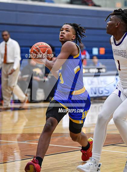 Thumbnail 1 in Washington vs Center (UIL 4A Reg III Semifinal) photogallery.