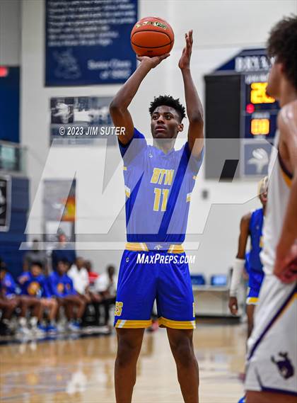 Thumbnail 1 in Washington vs Center (UIL 4A Reg III Semifinal) photogallery.
