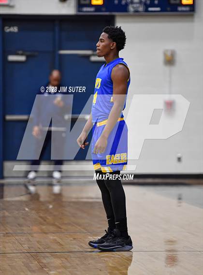 Thumbnail 1 in Washington vs Center (UIL 4A Reg III Semifinal) photogallery.