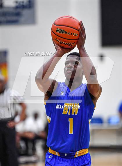 Thumbnail 2 in Washington vs Center (UIL 4A Reg III Semifinal) photogallery.