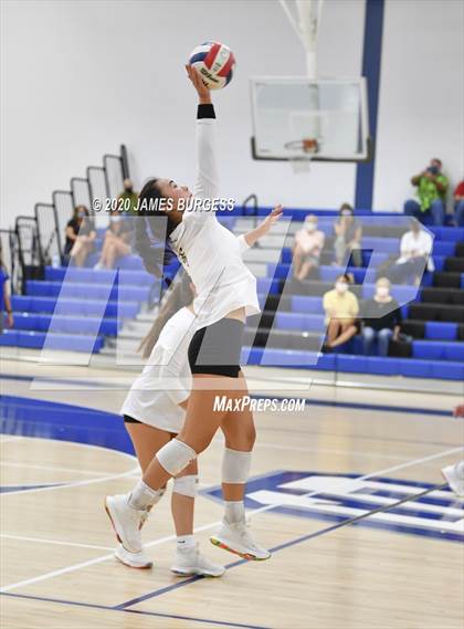 Thumbnail 3 in Notre Dame @ Girls Prep photogallery.