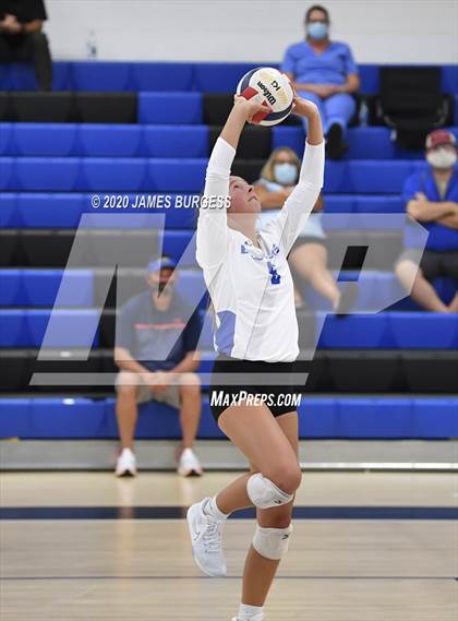 Thumbnail 2 in Notre Dame @ Girls Prep photogallery.