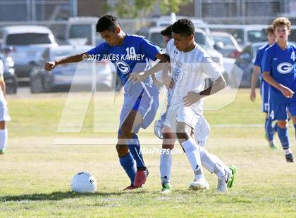 Thumbnail 2 in Desert Oasis vs Bishop Gorman photogallery.