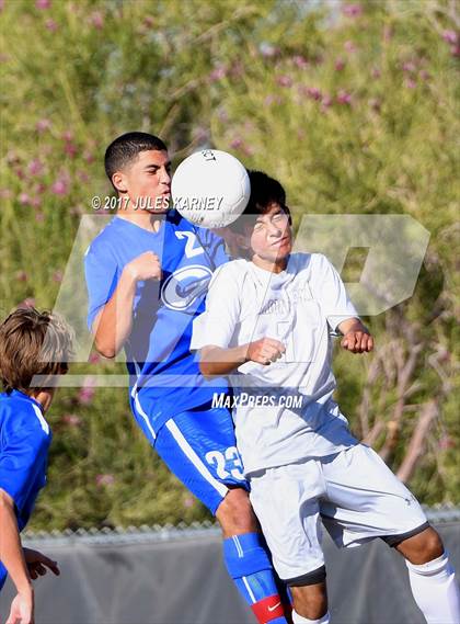 Thumbnail 2 in Desert Oasis vs Bishop Gorman photogallery.