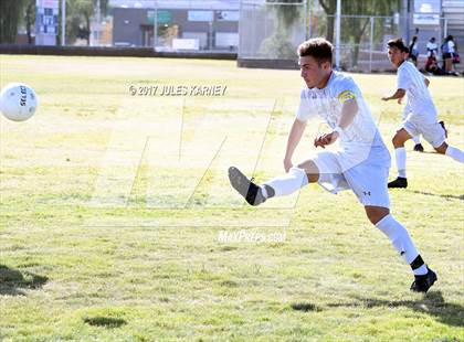 Thumbnail 1 in Desert Oasis vs Bishop Gorman photogallery.
