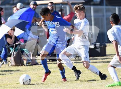 Thumbnail 2 in Desert Oasis vs Bishop Gorman photogallery.