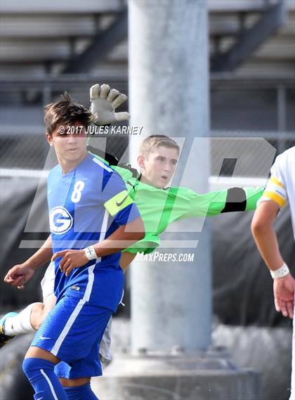Thumbnail 1 in Desert Oasis vs Bishop Gorman photogallery.
